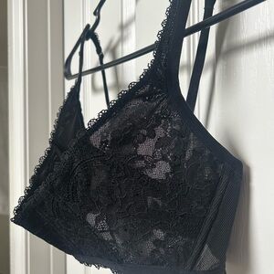 Elegant Black Lace Bralette 💖